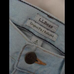 L.L.Bean Light Blue Relaxed Fit Jeans - Size 4